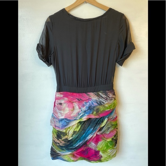 Diane von Furstenberg Garnier Storm Rose Silk Dress Size: 6 - Picture 4 of 8